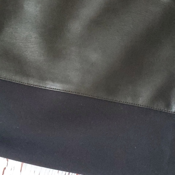 🆕️ RAFAELLA BLACK LEATHER SKIRT 🖤 - Picture 4 of 8